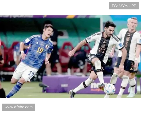 足球盛宴再启：全球球迷齐聚，见证顶级联赛和世界杯的精彩碰撞