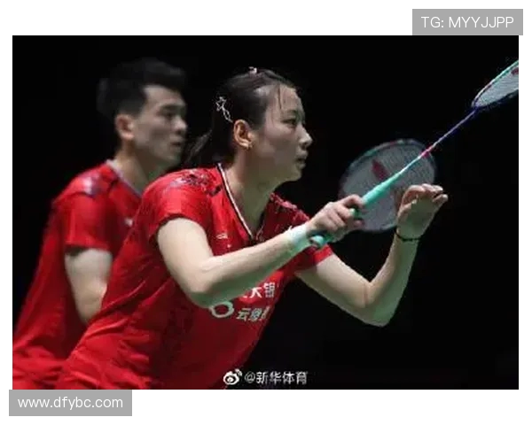 成都羽毛球队与南京羽毛球队赛后复盘速度对比分析与战术探讨