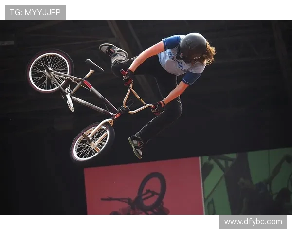 深圳极限运动队个人能力创新高引领极限运动新潮流