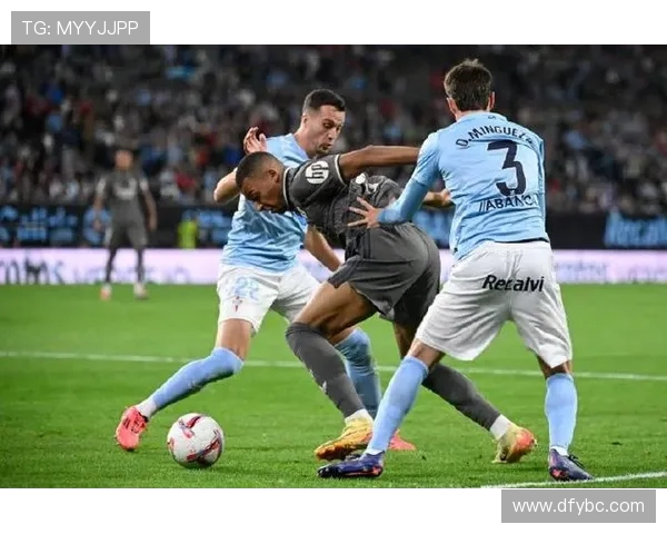 2017年塞尔塔对阵皇马的精彩对决回顾与赛后分析