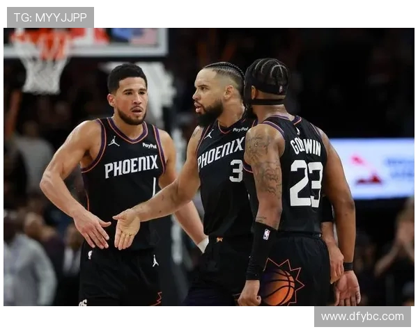 勇士与热火激战在即球迷期待精彩对决与胜负悬念