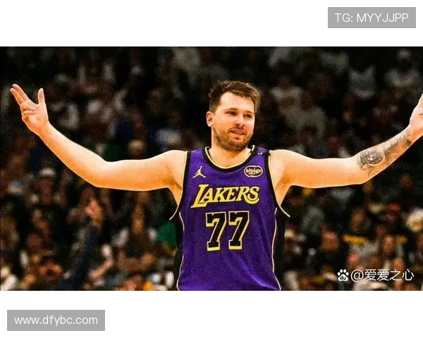 卢卡东契奇如何在NBA赛场上展现超凡实力与领导魅力