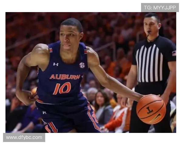 小贾巴里史密斯：新星崛起，篮球场上的未来之光与潜力无限